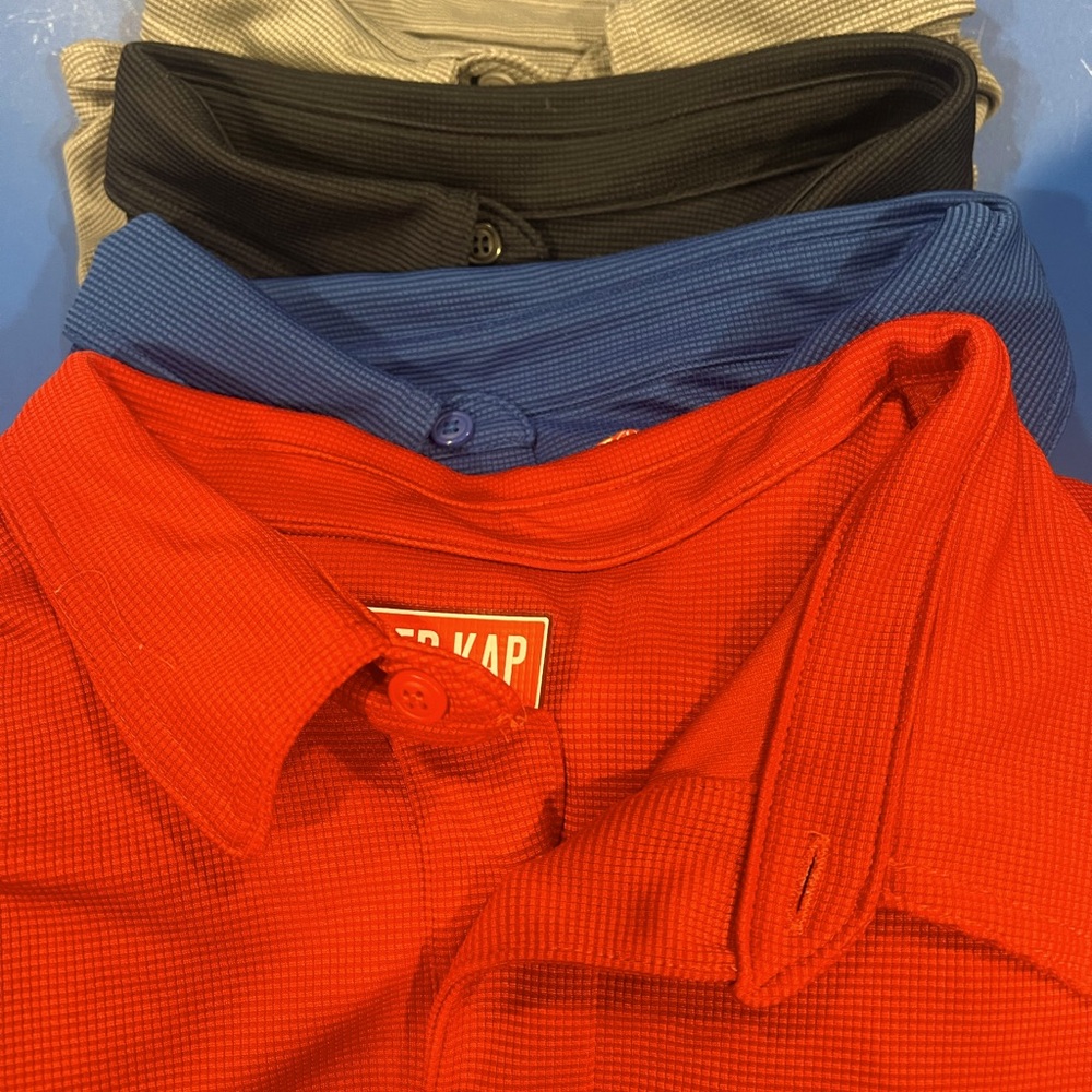 4 polo shirts red-grey-black-blue.